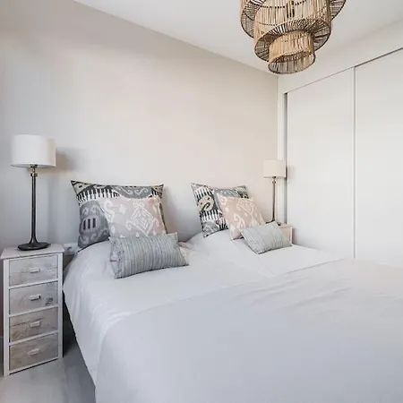 Eclectic 3bd Beach At Walking Distance * Estepona