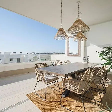 Apartment Eclectic 3bd Beach At Walking Distance Estepona