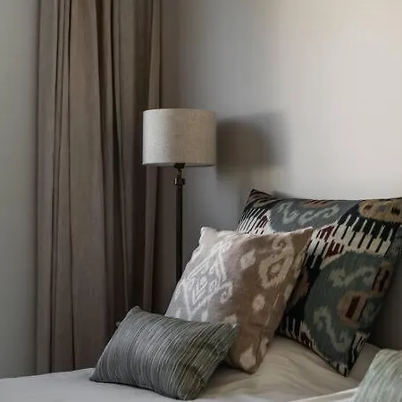 Apartment Eclectic 3bd Beach At Walking Distance *